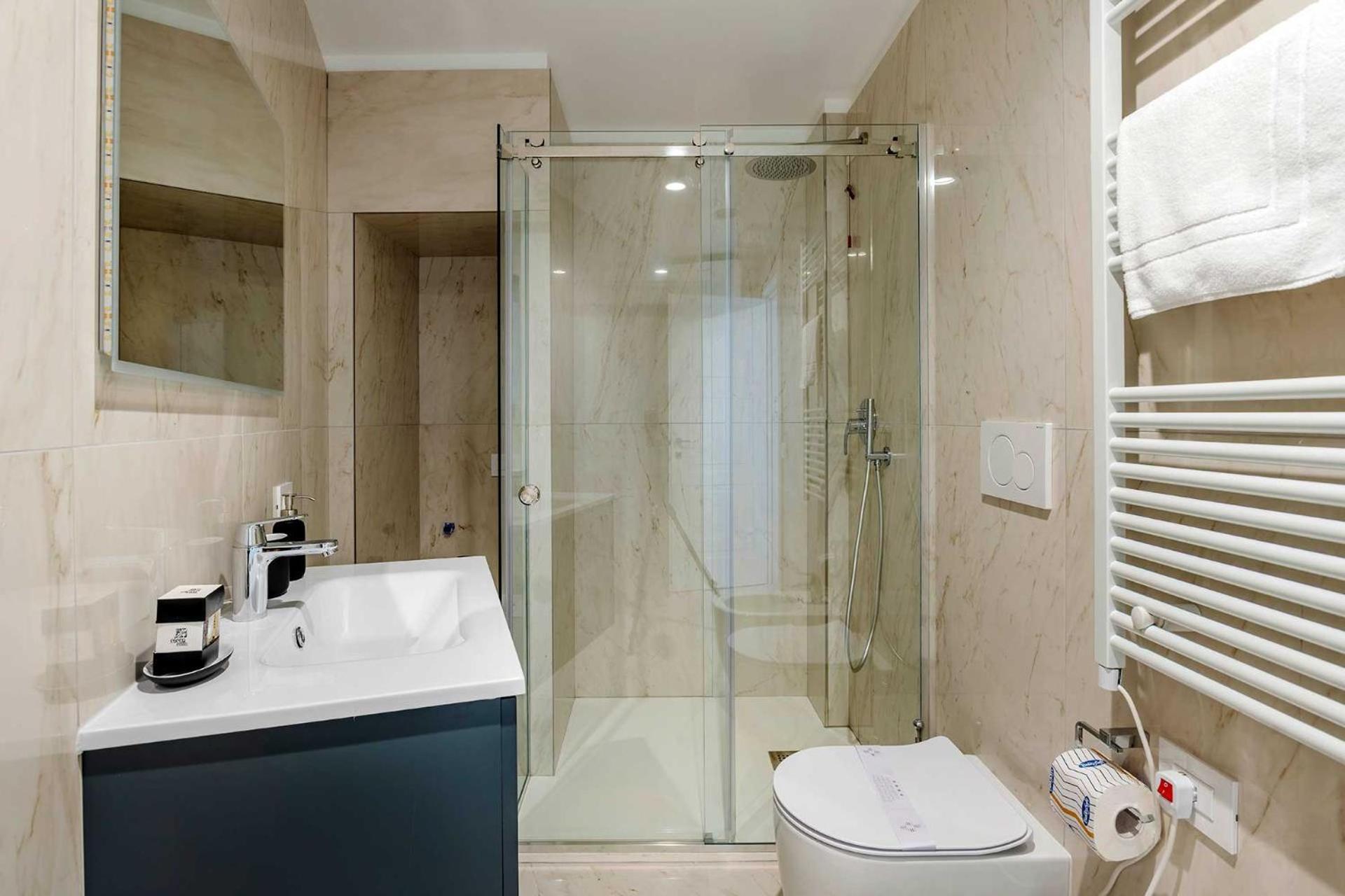 Velasca Tower Apartments Milan Bagian luar foto