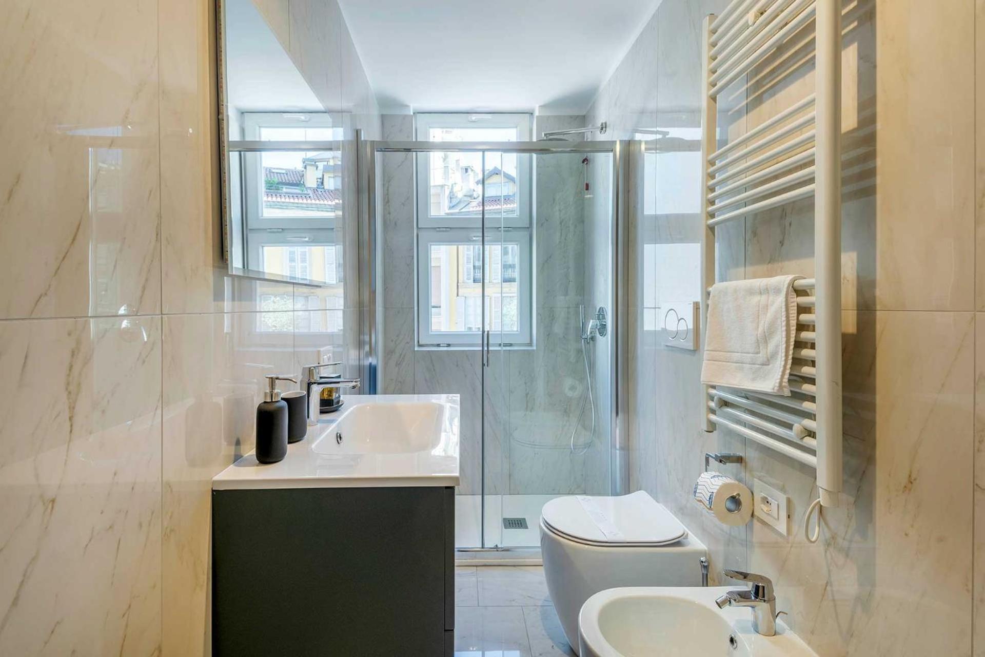 Velasca Tower Apartments Milan Bagian luar foto