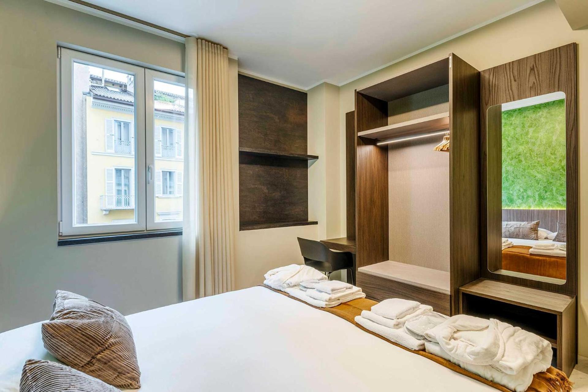 Velasca Tower Apartments Milan Bagian luar foto
